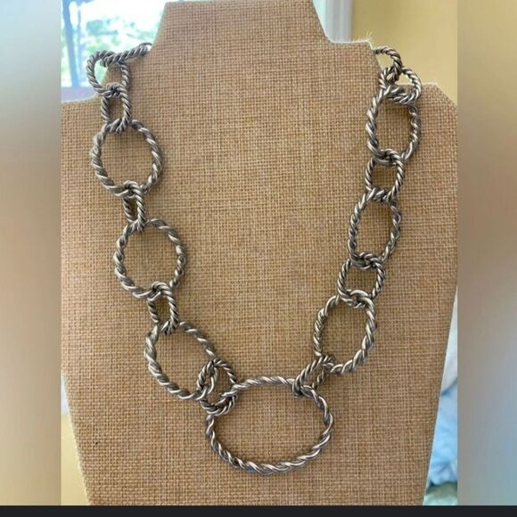 CHICO'S SILVER TWISTED LINK NECKLACE - Picture 3 of 4